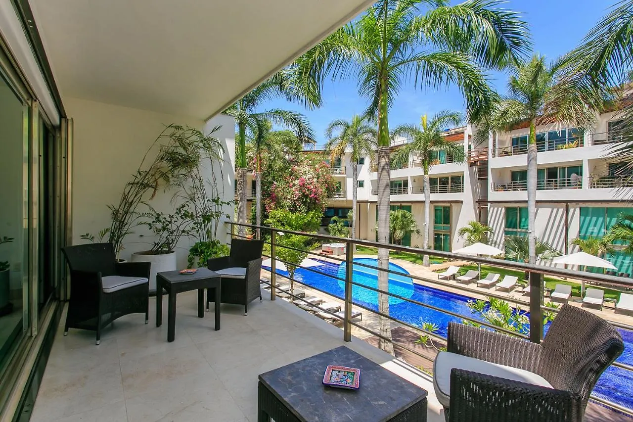 3-Level Condo With A Private Balcony & Rooftop Lounge Playa del Carmen 0*,