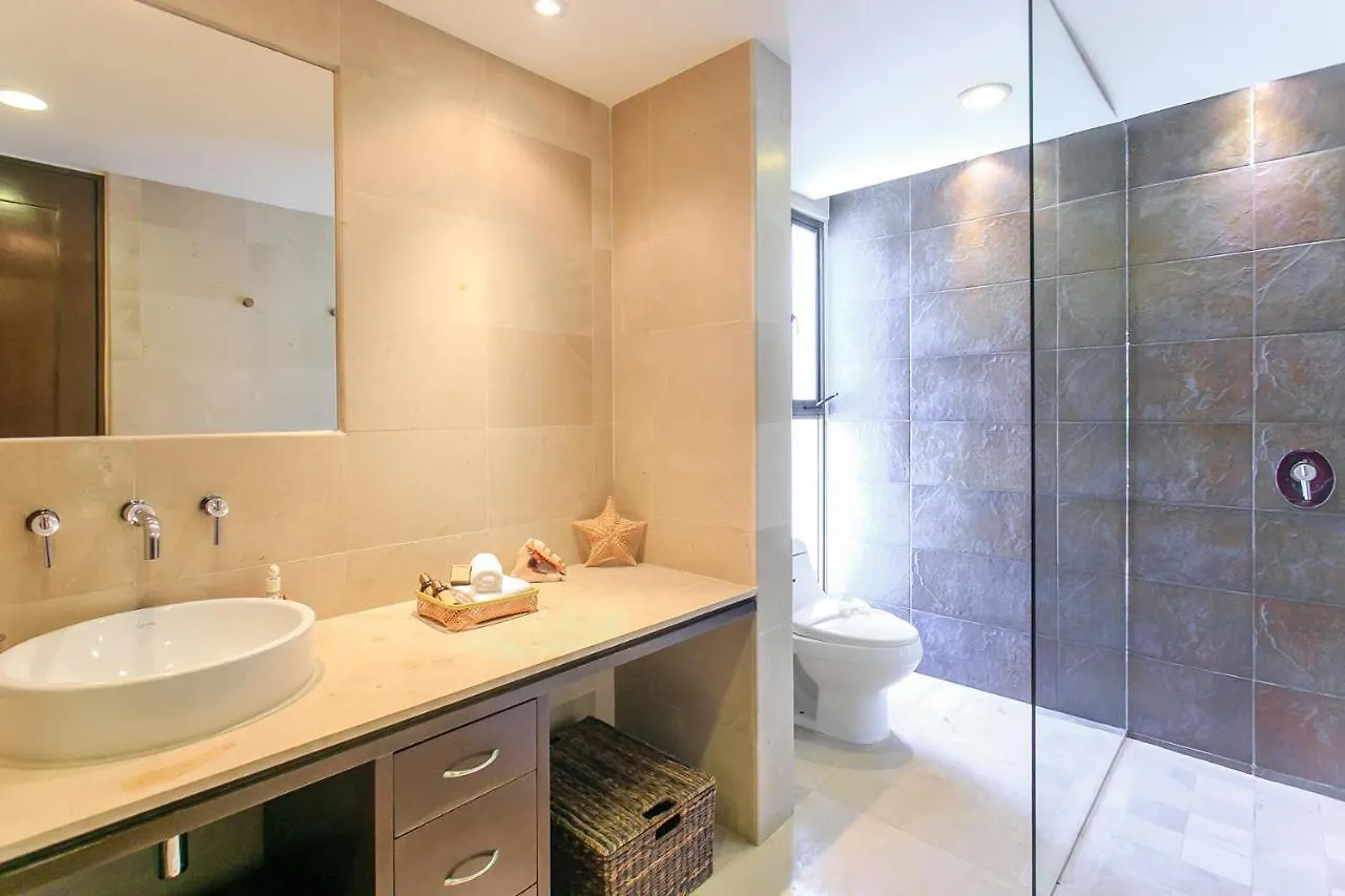 3-Level Condo With A Private Balcony & Rooftop Lounge Playa del Carmen Mexico